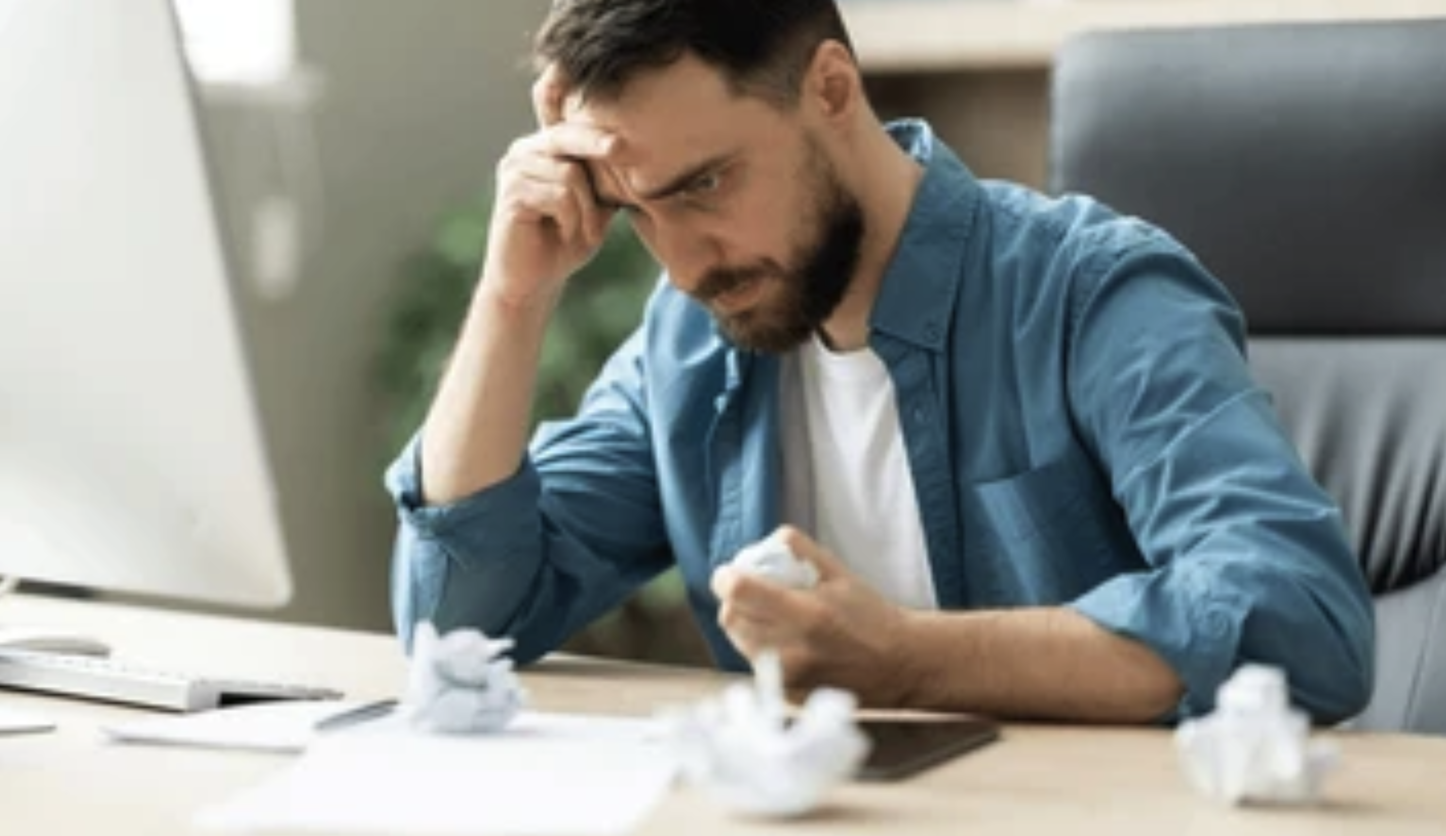 Organização financeira e planejamento com MoneyFlow